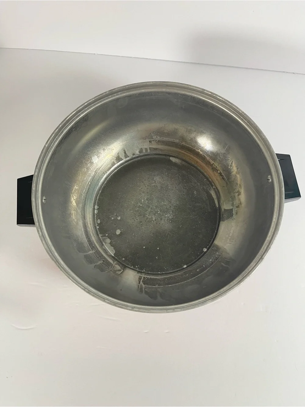 Vintage West Bend Red Aluminum Bun Warmer Serving Oven Bread Warmer No Basket